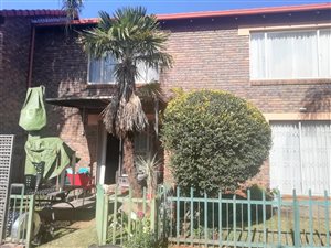 2 Bed Duplex in Hennopspark