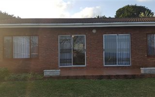 2 Bedroom Apartment in Pumula