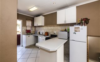 2 Bedroom Apartment in Linmeyer