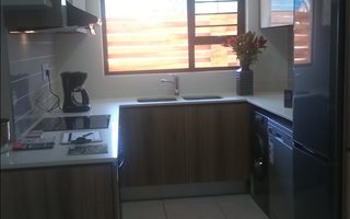 2 Bedroom Apartment in Linbro Park