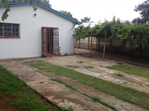 3 Bedroom House in Claremont