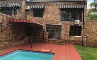 4 Bedroom House in Waterkloof