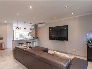 2 Bed Townhouse in Kelvin