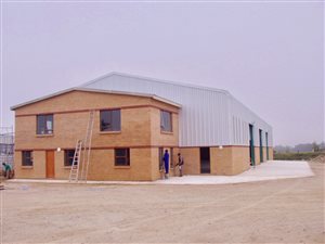 1000 m² Industrial space in George Industria