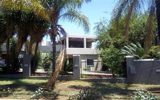 4 Bedroom House in Ifafi