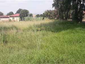 2855 m² Land available in Hendrina