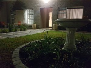 4 Bed House in Zeekoevlei