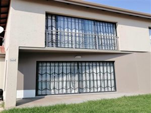 3 Bed Simplex in Witbank