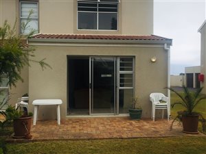 2 Bed Townhouse in Milnerton Central