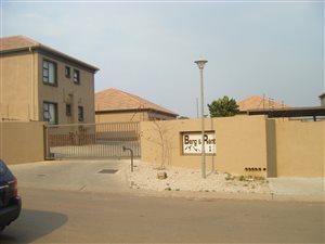 2 Bedroom Apartment in Brits Central