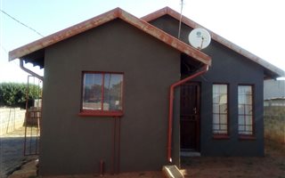 2 Bedroom House in Kagiso