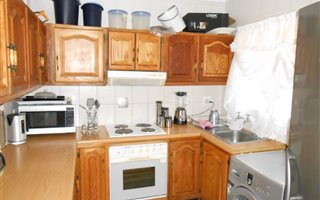 2 Bedroom Townhouse in Croydon