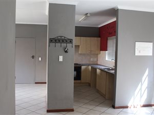 2 Bed Simplex in Country View Estate