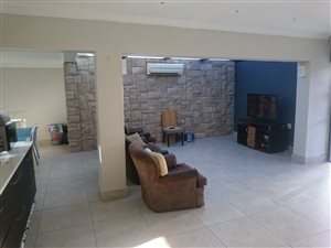 3 Bed House in Rondebosch East