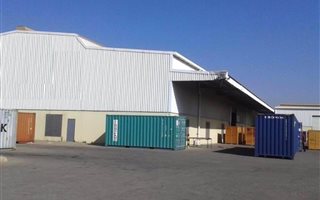 2406 m² Retail Space in Commercia