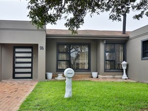 3 Bed House in Goodwood