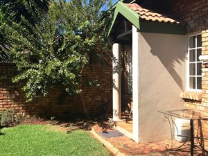 3 Bed Simplex in Clubview