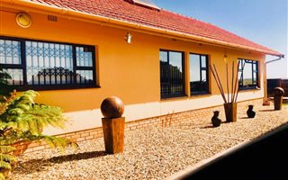 3 Bedroom House in Vredenburg