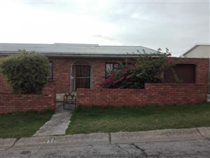 4 Bedroom House in Gelvan Park