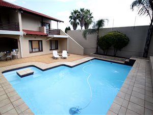 4 Bed House in Fontainebleau