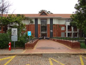 405 m² Commercial space in Woodmead