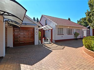 3 Bed House in Florida Glen