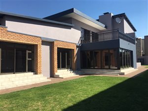 4 Bed House in Midlands Estate