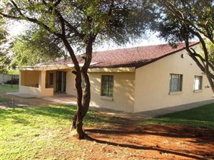 1.5 ha Farm in Hartbeespoort Dam
