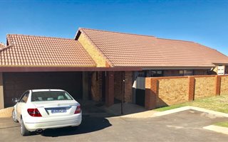 3 Bedroom Townhouse in Homes Haven