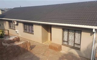 3 Bedroom House in Mount Vernon