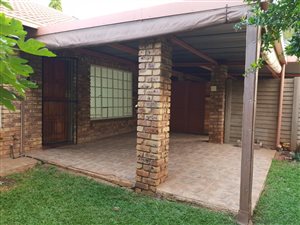 3 Bed Townhouse in La Montagne