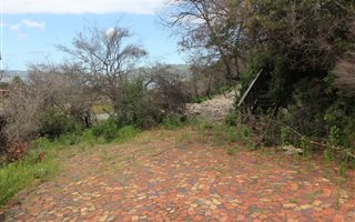 580 m² Land available in Kanonkop
