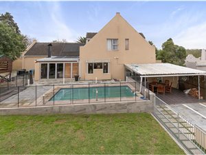 3 Bed House in Wellway Park East