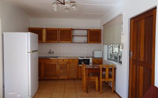 1 Bedroom Garden Cottage in Greenside