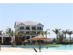 3 Bed Apartment in Hazeldean (Silverlakes Surroundings)