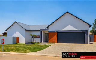 4 Bedroom House in Tijger Valley and surrounds