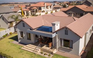 3 Bedroom House in Midlands Estate