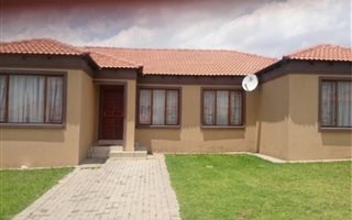 5 Bedroom Townhouse in Northfield