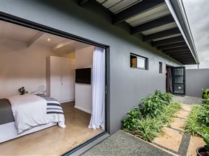 4 Bed House in Shakas Head