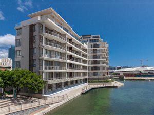 1 Bed Apartment in Foreshore