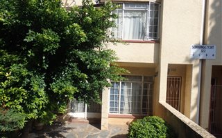 3 Bedroom Townhouse in Bellevue