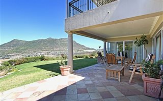 3 Bedroom House in Berg en Dal