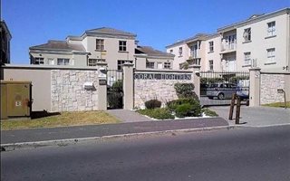 1 Bedroom Apartment in Bloubergstrand