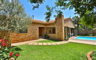 4 Bedroom House in Boskruin