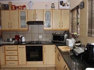 2 Bed Townhouse in Wilkoppies
