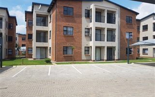 2 Bedroom Apartment in Ravenswood