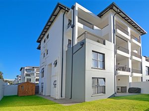 3 Bed Apartment in Modderfontein