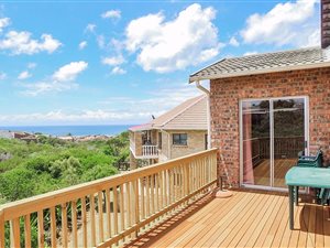 4 Bed House in Jeffreys Bay