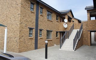 3 Bedroom Apartment in Morganridge