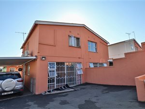 3 Bed House in Chatsworth Central